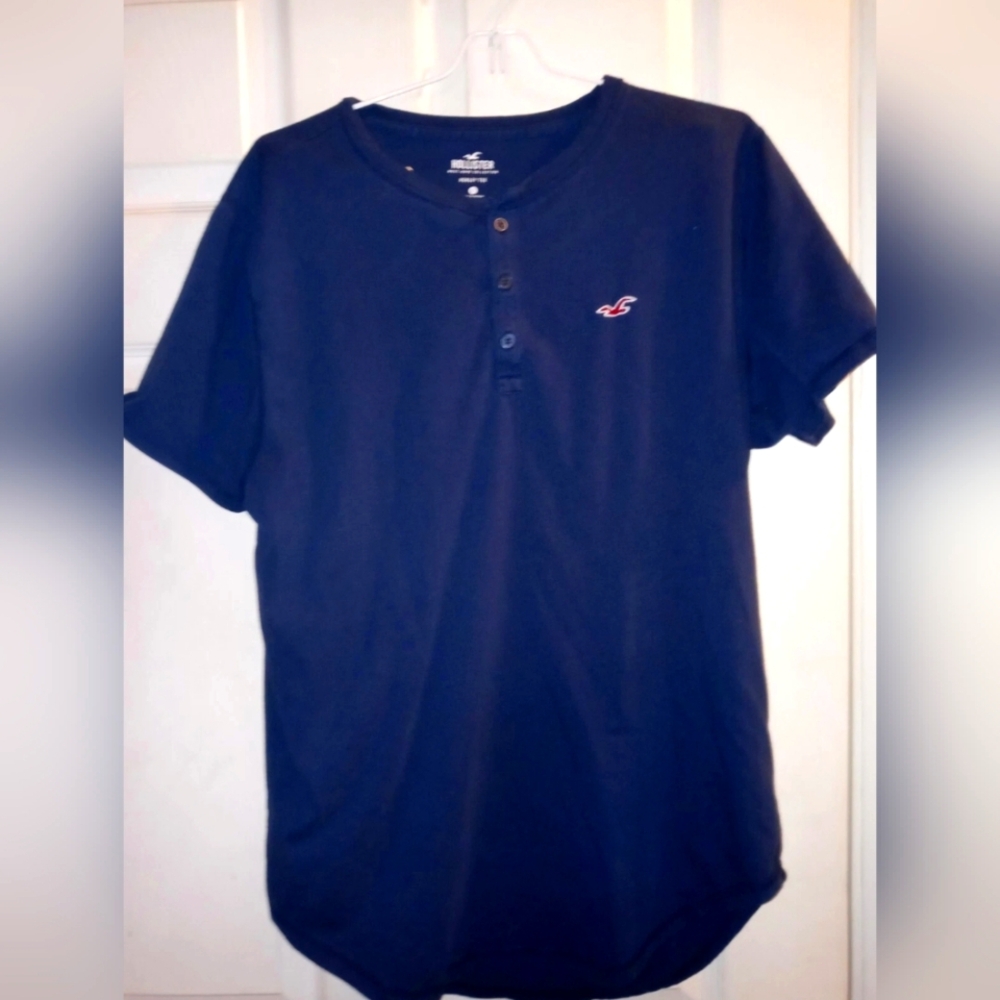 Hollister Henley Blue Embroidered Logo 1/4 Button Crew Neck Short Sleeve Shirt S